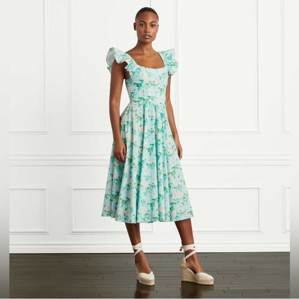 Hill House The Daphne Dress - Blue Roses - size M